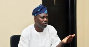 Zaben Oyo: Dan Takarar PDP Ya Kada Na APC Da Gaggarumin Rinyaye