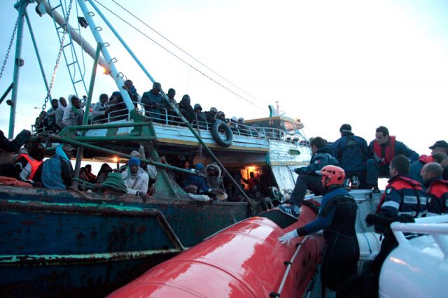 95-illegal-immigrants-ship