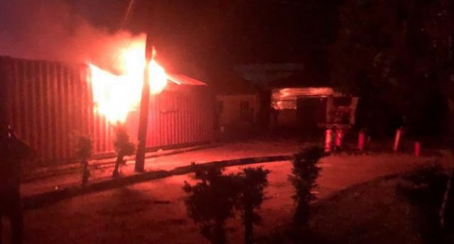 Fire-at-Ondo-INEC-office-2-680x365_c
