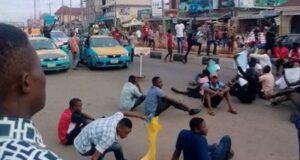 ASUU Strike: Ondo Students Stage Protest, Block Expressway