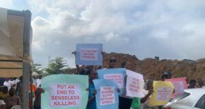 Incessant Floods: Residents Shut Trademore Estate, Protest Planned Demolition.