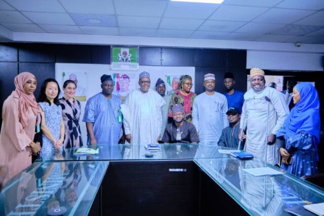 2ebc6b22 3459 4df3 9532 0f1fee0ef247